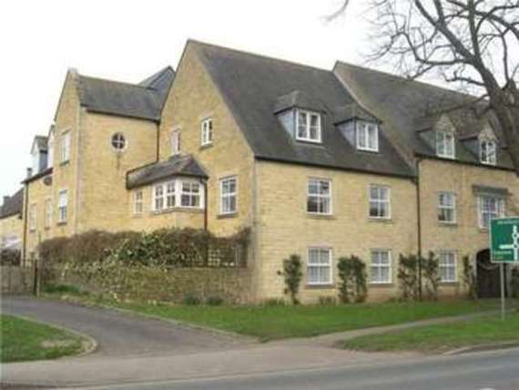 2 bedroom Flat for s...